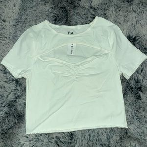 White cropped short sleeve with opening in the front!